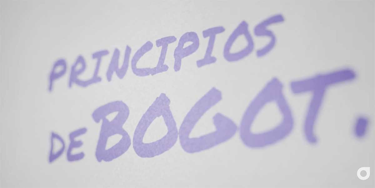 En texto en letras moradas: Principios de Bogotá